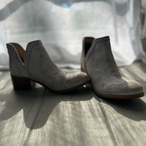 Diba True Vintage leather Work Nerd ankle booties size 8 - Picture 2 of 13